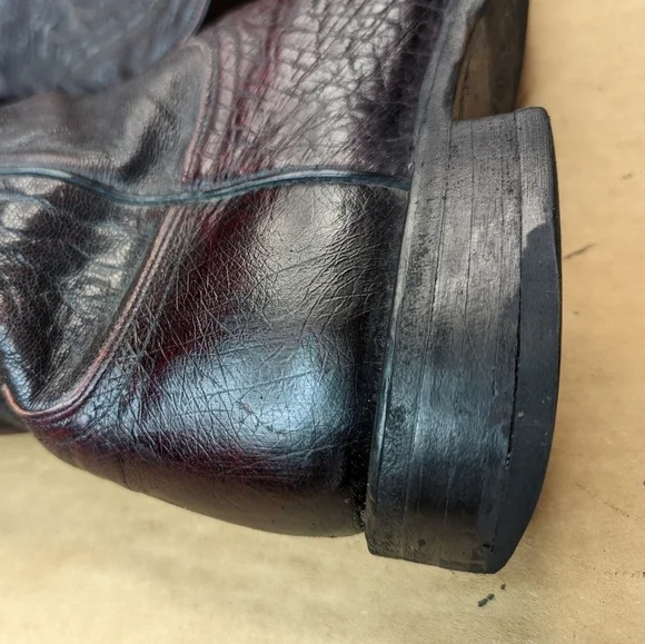 Lucchese Boots men's size 10 D. Exotic Genuine Black Cherry Smooth Ostrich leath
